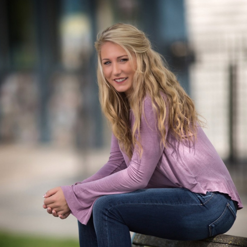 Meet your Posher, Haylie